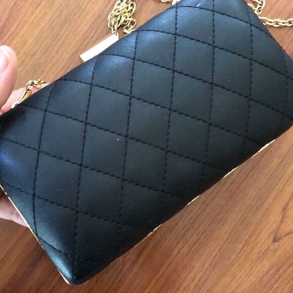 Satinato black quilted black gold hard clutch Evening bag ￼convertible shoulder - Picture 3 of 5